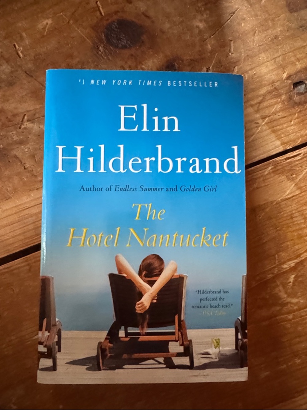 Elin Hilderbrand "The Hotel Nantucket" - Paperback